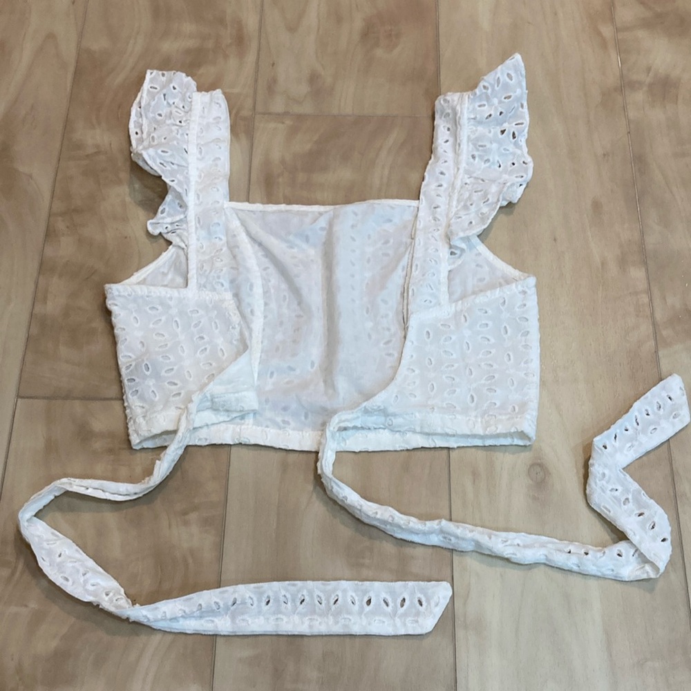 White eyelet open back tank - Picture 5 of 8